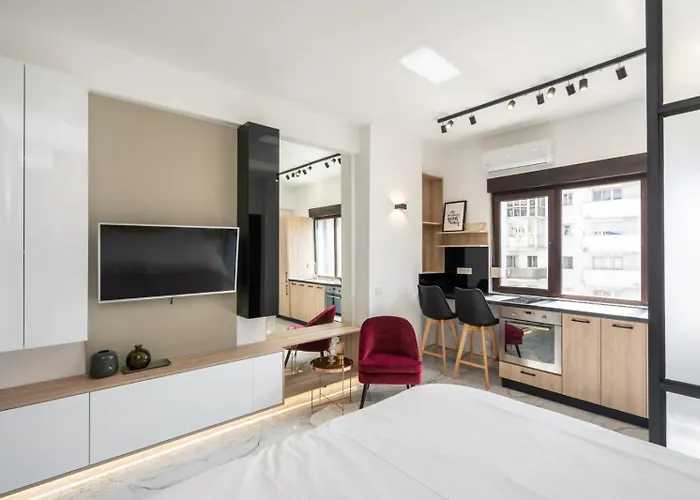 Victoriei112 - Urbannest * Βουκουρέστι