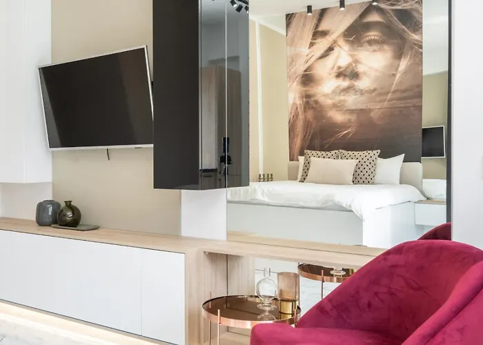 Апартаменти Victoriei112 - Urbannest *