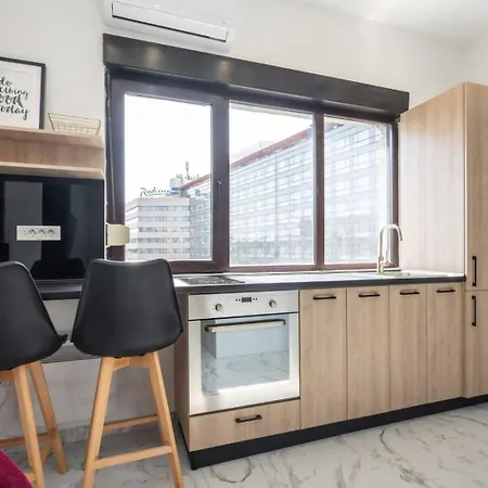 Victoriei112 - Urbannest *