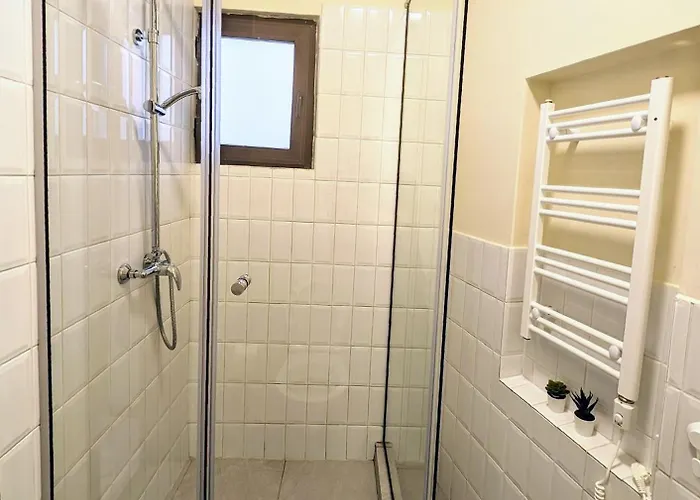 Appartement Victoriei112 - Urbannest Boekarest