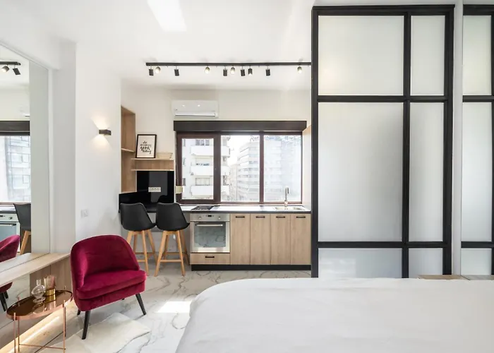 Victoriei112 - Urbannest Appartement